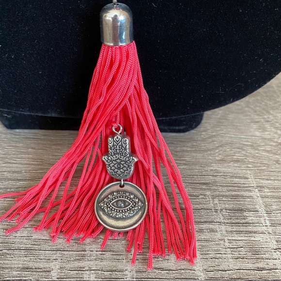 NWOT PInk Bead Tassel Protection CharmLongNecklace - Picture 2 of 8